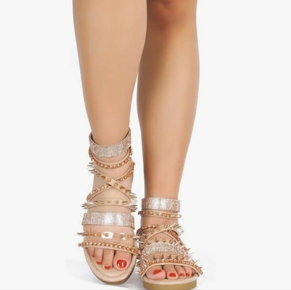 Sandals - Picture 4 of 5